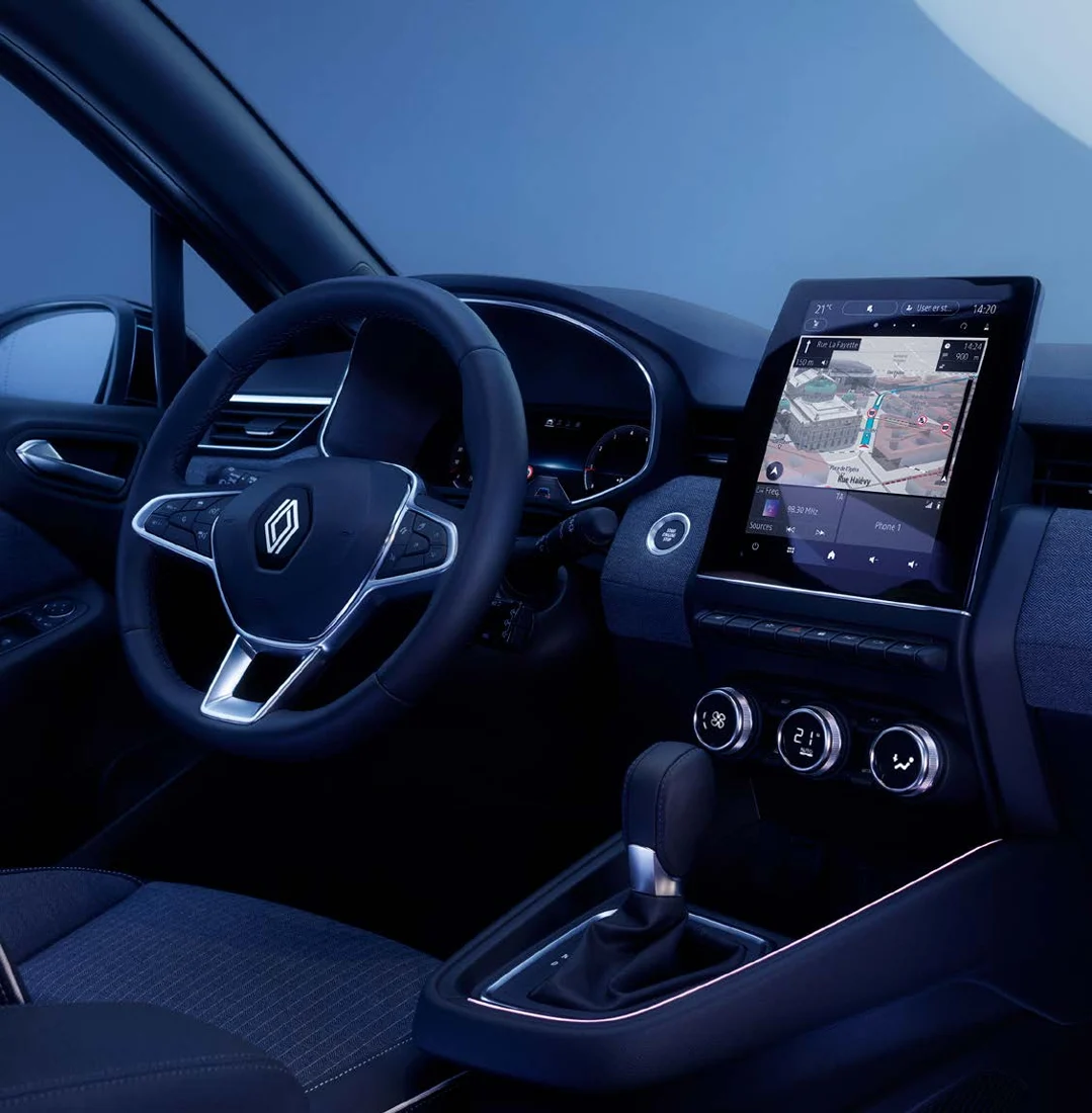 Renault Clio full hybrid E-Tech — à bord