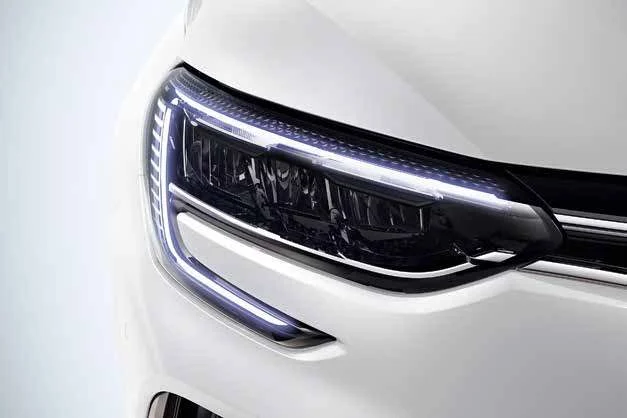 Renault MEGANE SEDAN — design